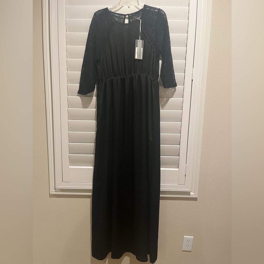 Riva long sleeve black maxi dress size Large. Lace sleeves